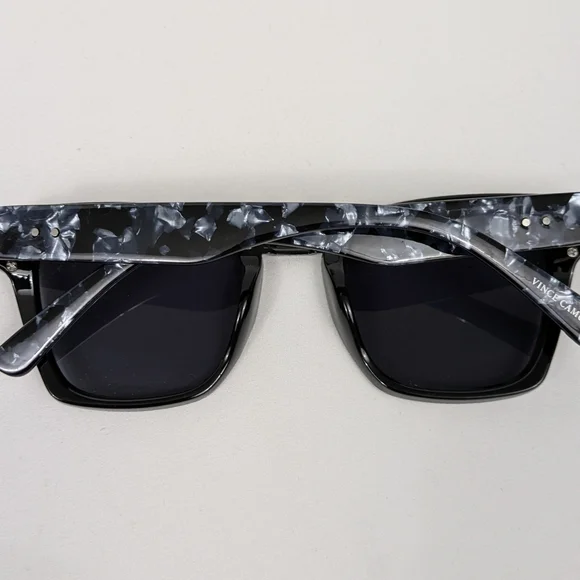 Vince Camuto Black Sunglasses - Picture 7 of 7